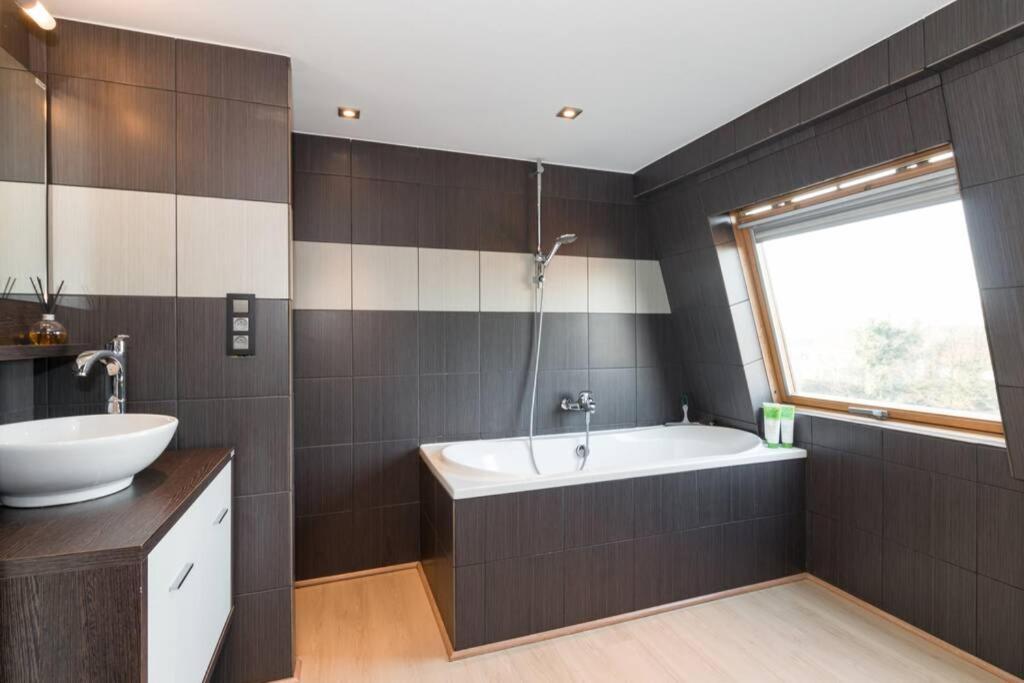 شقة Duplex Appertement Met Zicht Damse Vaart @ Brugge المظهر الخارجي الصورة